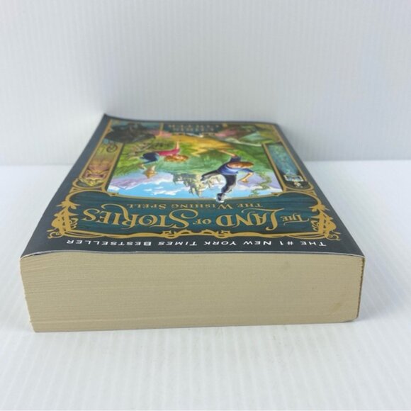 The Land of Stories: The Wishing Spell Book by Chris Colfer - Picture 7 of 11